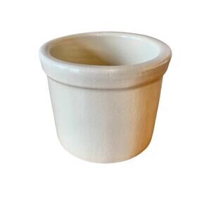 RRP Co Roseville Ohio USA Vintage 1 Pt CROCK Approx. 3.5"H x 4"W